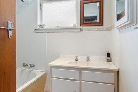 Photo of property in 35 Geddis Street, Rangiora, 7400