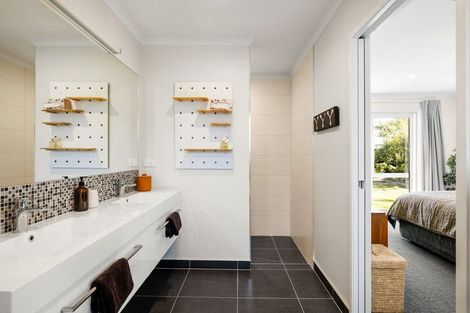 Photo of property in 3 Richards Street, Cambridge, 3434