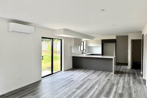 Photo of property in 17b Martin Place, Kelston, Auckland, 0602