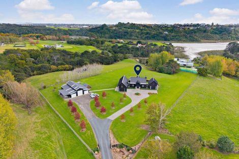 Photo of property in 202 Broomfields Road, Whitford, 2571