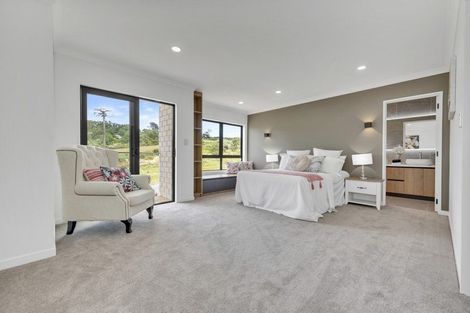 Photo of property in 2a Ballyalton Crescent, Flat Bush, 2019