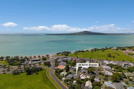 Photo of property in 2/76 Wairoa Road, Narrow Neck, Auckland, 0624