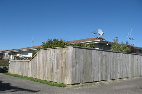 Photo of property in 722b Pioneer Highway, Takaro, Palmerston North, 4412