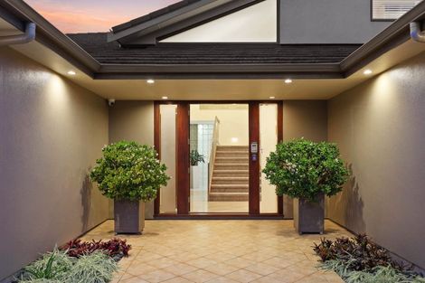 Photo of property in 253 Wellington Street, Pukekohe, 2120