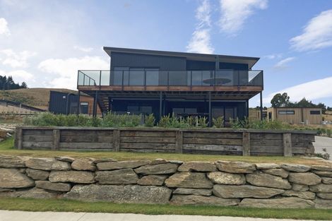 Photo of property in 30 Kirimoko Crescent, Wanaka, 9305