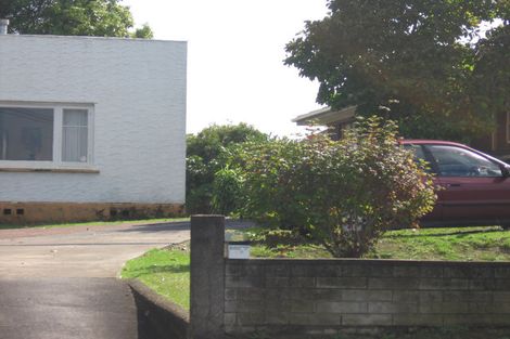 Photo of property in 129a Golf Road, Titirangi, Auckland, 0600