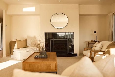 Photo of property in 168 Te Mata Peak Road, Havelock North, 4130