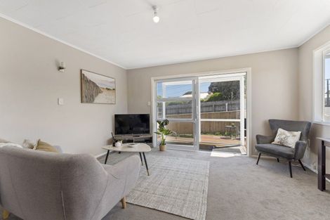 Photo of property in 3/26 Park Avenue, Titahi Bay, Porirua, 5022