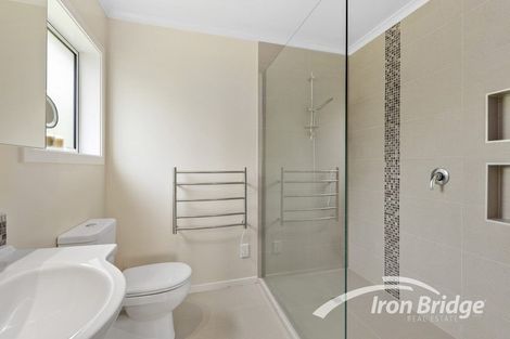 Photo of property in 129g Rangatira Road, Beach Haven, Auckland, 0626