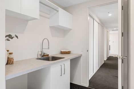 Photo of property in 100 Wairakei Road, Bryndwr, Christchurch, 8052