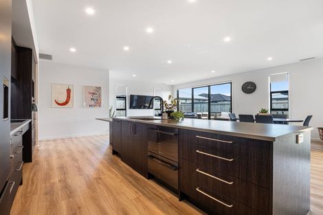 Photo of property in 38 Manawa Road, Papamoa Beach, Papamoa, 3118