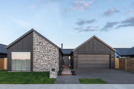 Photo of property in 42 Hugo Shaw Drive, Cambridge, 3434