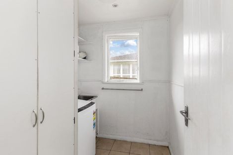 Photo of property in 16 Old Wairoa Road, Papakura, 2110