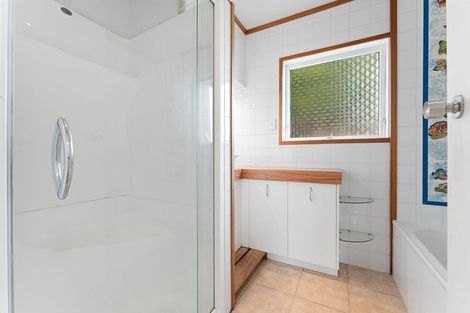 Photo of property in 97 Rathgar Road, Henderson, Auckland, 0610