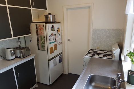 Photo of property in 76 Mcalpine Avenue, Mount Cook, Wellington, 6011