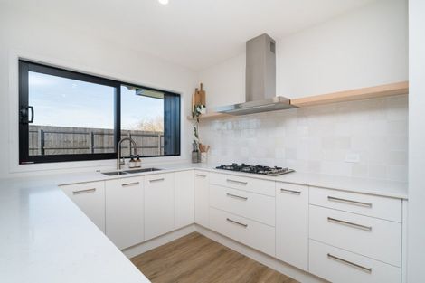 Photo of property in 78 Freedom Drive, Kelvin Grove, Palmerston North, 4470