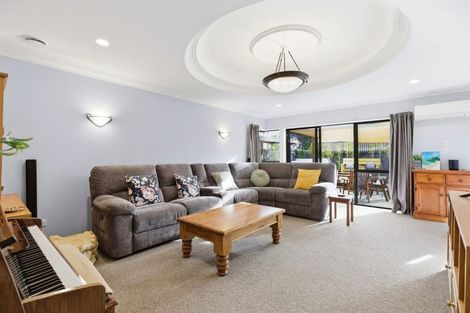 Photo of property in 35 Ocean Crest, Papamoa Beach, Papamoa, 3118