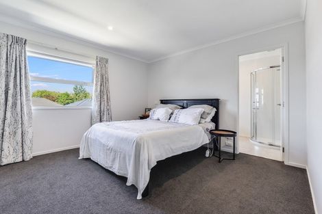 Photo of property in 28u2 Garnett Avenue, Forest Lake, Hamilton, 3200