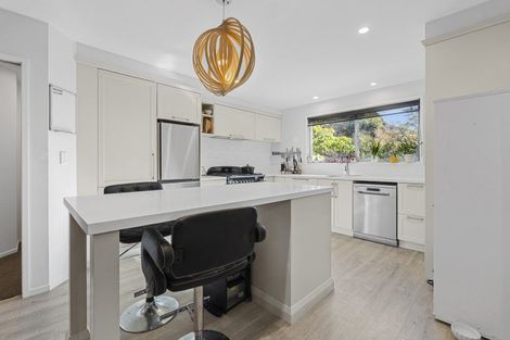 Photo of property in 198 Seaview Road, Westown, New Plymouth, 4310