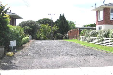 Photo of property in 84 Royal View Road, Te Atatu South, Auckland, 0610