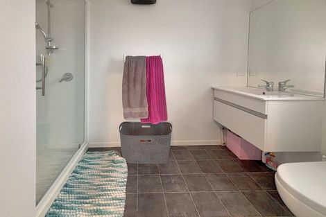 Photo of property in 16 Smitham Drive, Cromwell, 9310