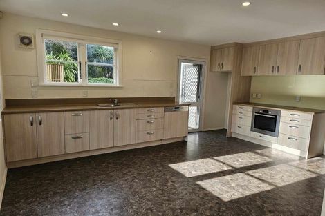 Photo of property in 2a Brassey Road, Saint Johns Hill, Whanganui, 4500