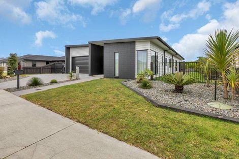 Photo of property in 7 Olney Court, One Tree Point, 0118