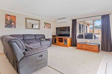 Photo of property in 4 Lockhart Place, Rototuna, Hamilton, 3210