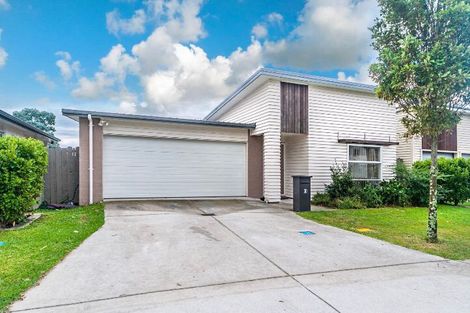 Photo of property in 30 Popokatea Drive, Takanini, 2112
