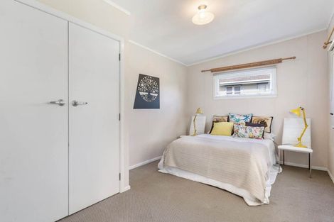Photo of property in 39 James Laurie Street, Henderson, Auckland, 0612