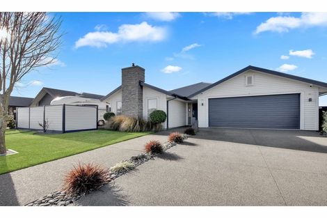 Photo of property in 36 Sequoia Way, Rangiora, 7400