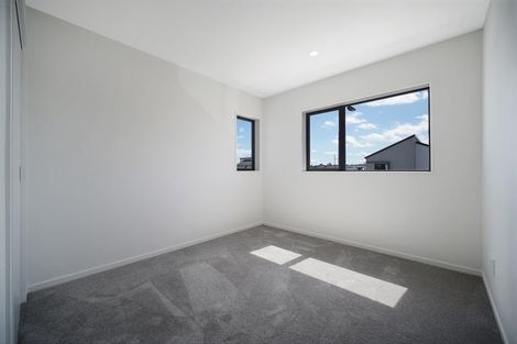 Photo of property in 167 Grove Road, Papakura, 2110