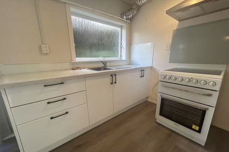 Photo of property in 35 Montgomery Avenue, Rothesay Bay, Auckland, 0630