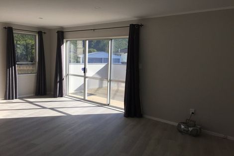 Photo of property in 271 Mitchell Street, Brooklyn, Wellington, 6021