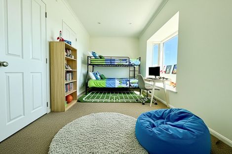 Photo of property in 32 Sunset Parade, Plimmerton, Porirua, 5026