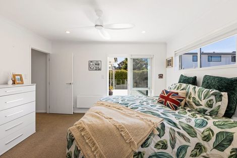 Photo of property in 25a Elizabeth Street, Orewa, 0931