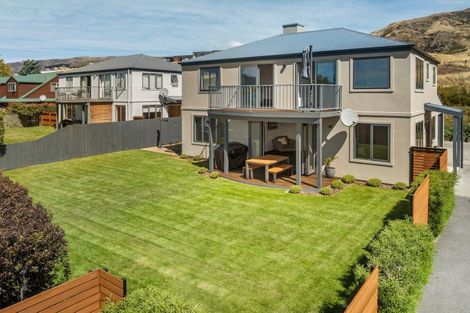 Photo of property in 77 Meadowstone Drive, Wanaka, 9305