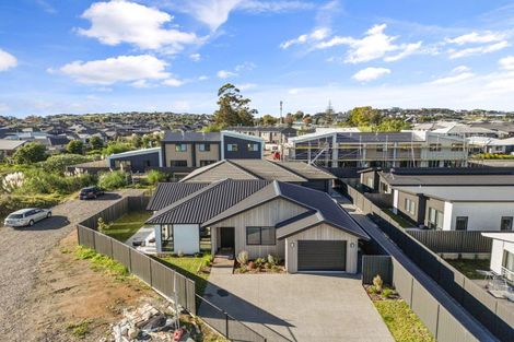 Photo of property in 68 Heartwood Avenue, Omokoroa, 3114