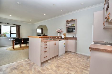 Photo of property in 4 Mckenzie Terrace, Carterton, 5713