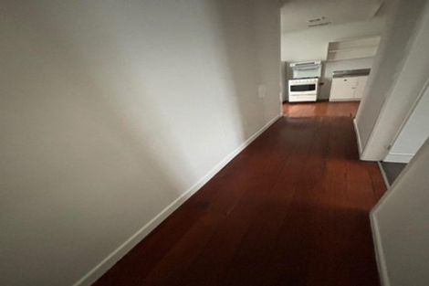 Photo of property in 19 Yale Road, Mount Cook, Wellington, 6021