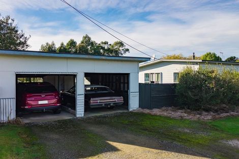 Photo of property in 15 Pembroke Street, Waimate, 7980