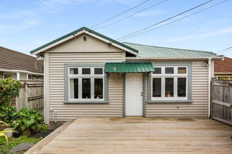 Photo of property in 1/61 Wakefield Street, Alicetown, Lower Hutt, 5010