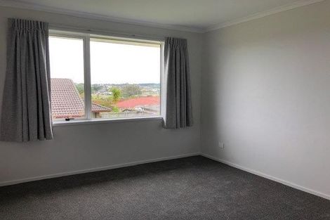 Photo of property in 50 Matija Place, Red Beach, 0932