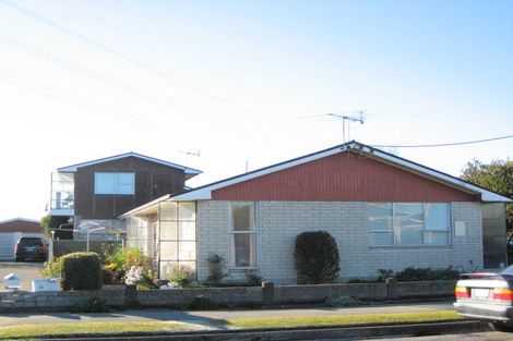 Photo of property in 1/52 Mortlake Street, Islington, Christchurch, 8042