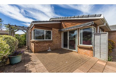 Photo of property in 53 The Grove, Red Beach, 0932