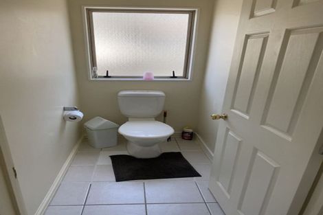 Photo of property in 28 Killybegs Drive, Pinehill, Auckland, 0632