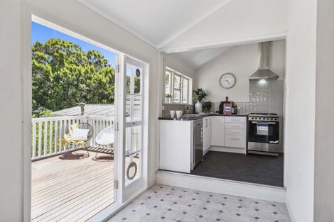 Photo of property in 40 Hamilton Road, Hataitai, Wellington, 6021