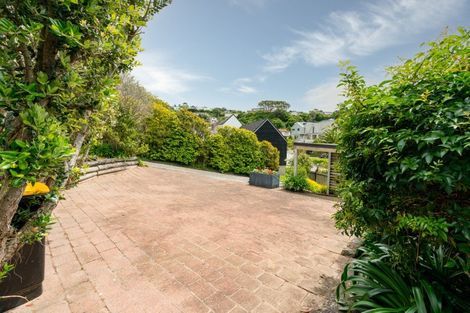 Photo of property in 12 Makatote Grove, Churton Park, Wellington, 6037