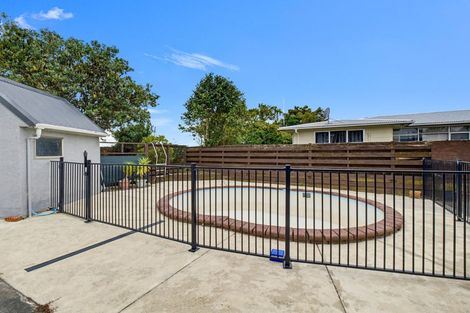 Photo of property in 103 Benmore Avenue, Cloverlea, Palmerston North, 4412