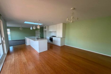 Photo of property in 160 Pacific Road, North New Brighton, Christchurch, 8083